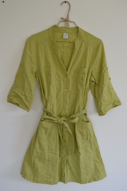 Robe vert olive Taille 38