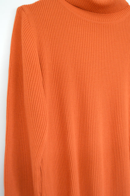 Pull col roulé côtelé orange/rouille Taille 40