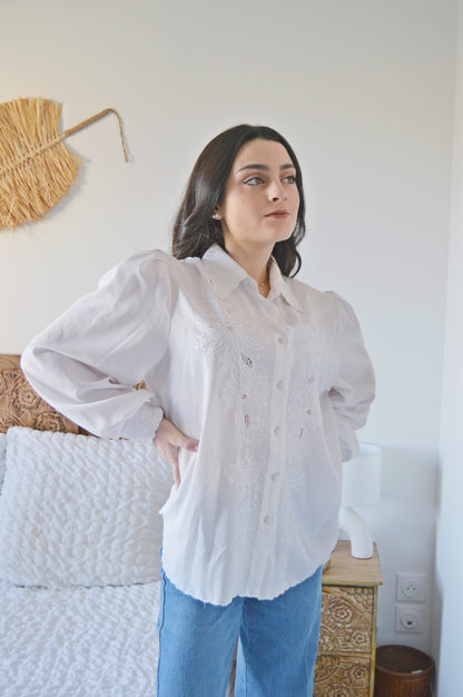 Chemise blanche brodée Taille 40